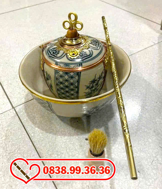 Điếu Bát Sứ Men Rạn Giả Cổ Bọc Đồng Vàng