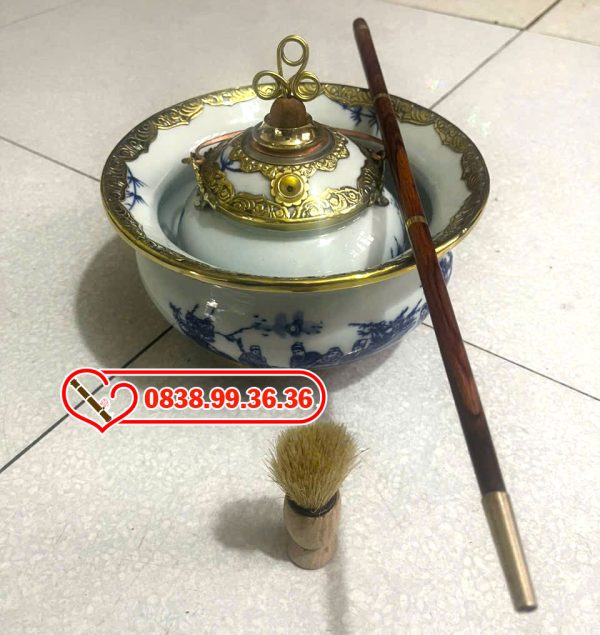 Điếu Bát Sứ Men Lam Bọc Đồng
